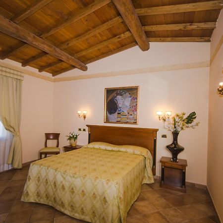Hotel Quadrifoglio Roma Eur Bagian luar foto