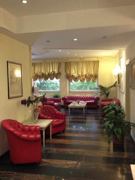Hotel Quadrifoglio Roma Eur Bagian luar foto